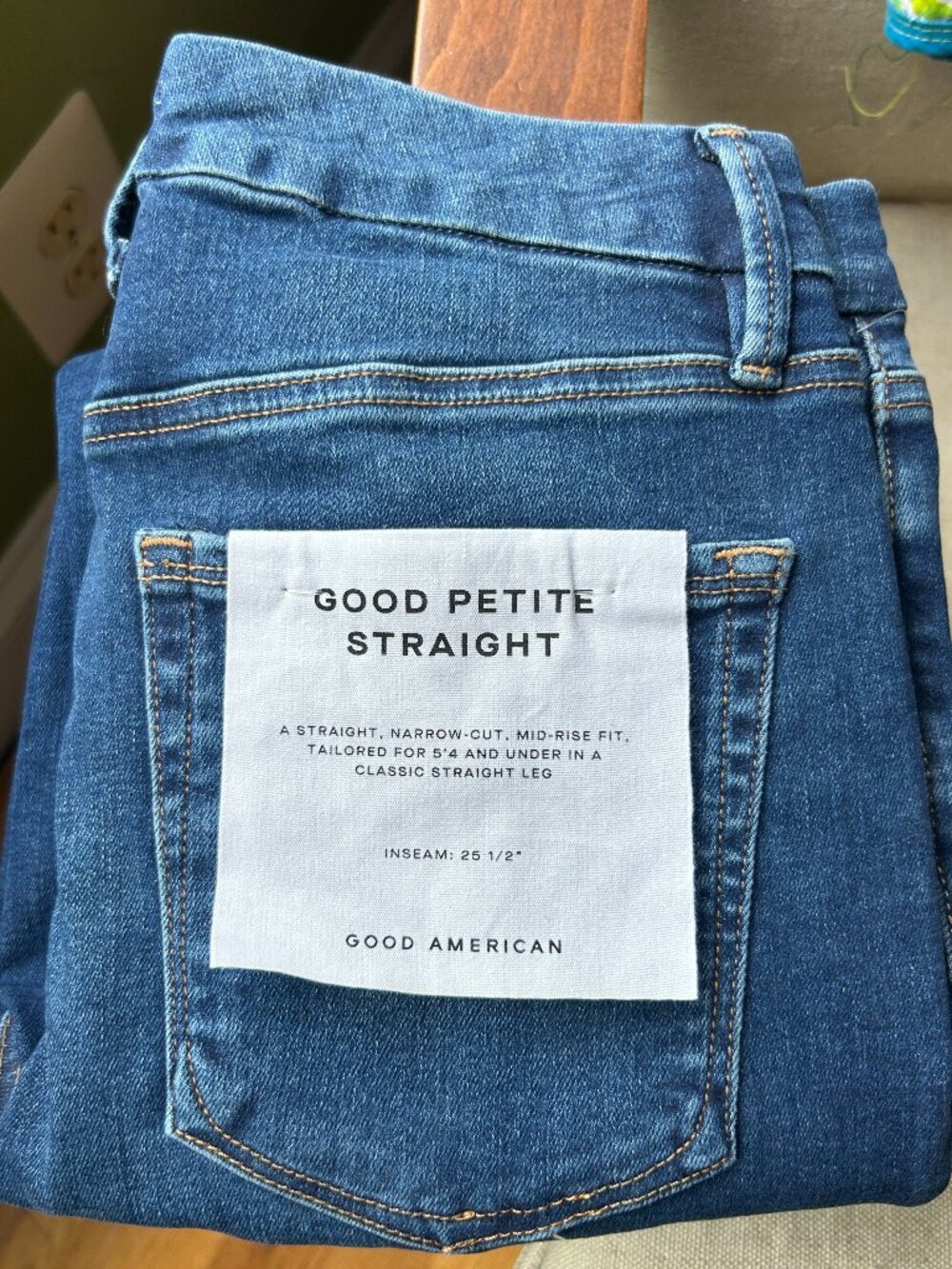 NWT Good American petite jeans